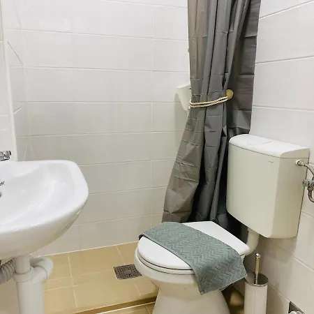 Nafaka Apartment, Old Town Appartement *